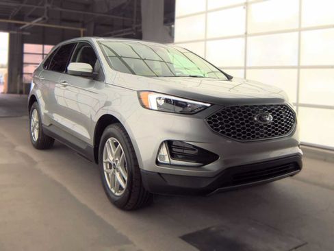 Used 2023 Ford Edge SEL w/ Convenience Package AWD/4WD image 5