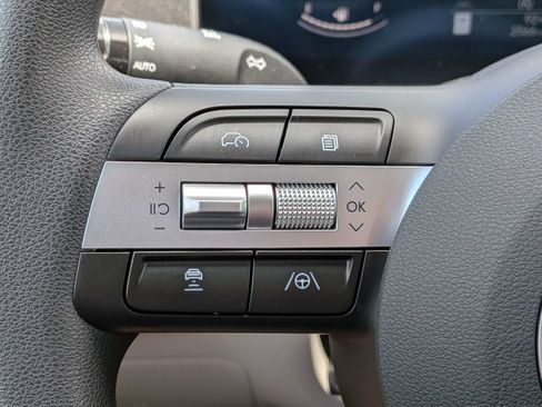 Certified 2026 Hyundai Tucson SE FWD image 23
