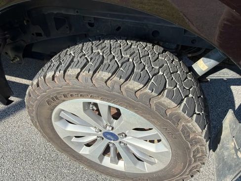 Used 2018 Ford F150 XL w/ Equipment Group 101A Mid AWD/4WD image 16