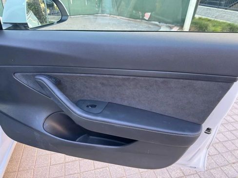 Used 2022 Tesla Model 3 Long Range AWD/4WD image 16