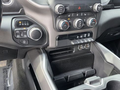 Used 2021 RAM 1500 Big Horn image 21