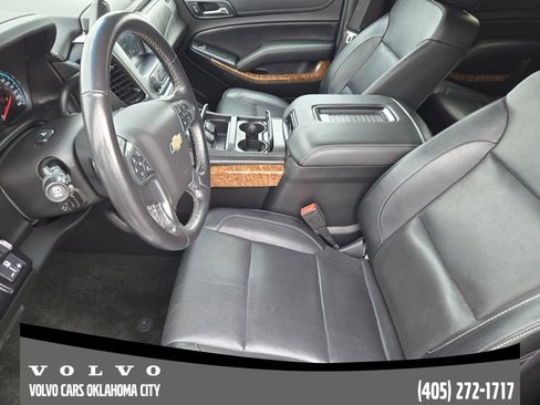 Used 2019 Chevrolet Suburban Premier AWD/4WD image 10