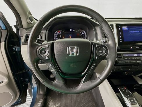 Used 2017 Honda Pilot Elite image 11
