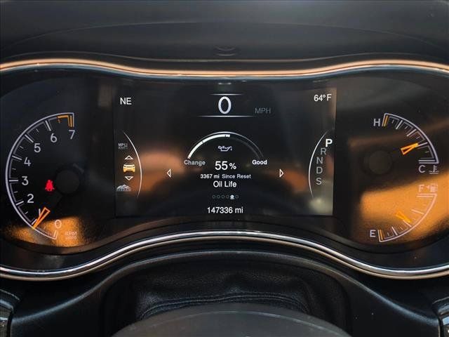 Used 2014 Jeep Grand Cherokee Overland AWD/4WD image 27