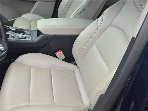 Used 2020 Cadillac XT4 Premium Luxury FWD image 13