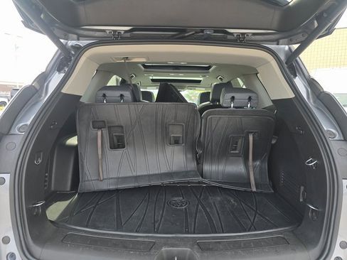 Used 2020 Buick Enclave Essence w/ Trailering Package, 5000 lbs. image 7