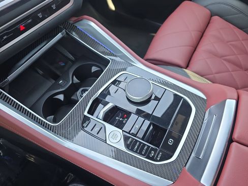 Used 2024 BMW X6 M60i w/ Climate Comfort Package AWD/4WD image 25