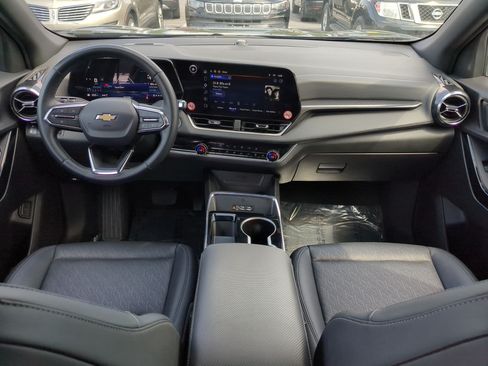 Used 2025 Chevrolet Equinox LT w/ Convenience Package II AWD/4WD image 30