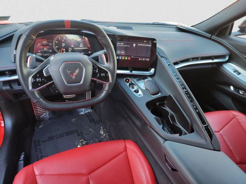 Used 2022 Chevrolet Corvette Stingray Coupe w/ Z51 Performance Package RWD image 13