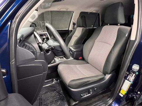 Used 2023 Toyota 4Runner SR5 image 3