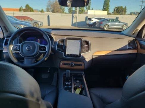 Used 2024 Volvo XC90 T8 Plus w/ Protection Package Premier image 3