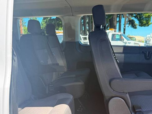 Used 2023 Ford Transit 350 XLT RWD image 19