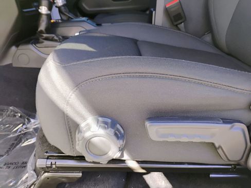 Used 2023 Jeep Wrangler Sport S image 24