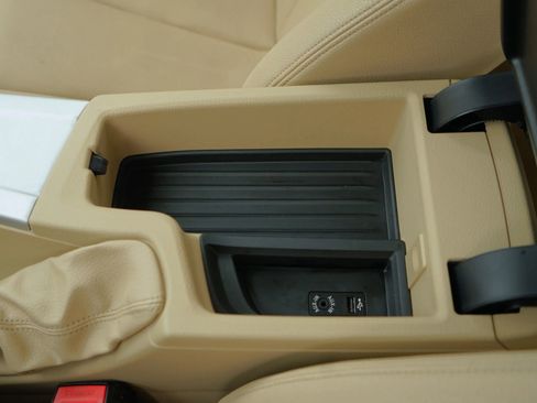 Used 2013 BMW 328i xDrive Sedan image 26