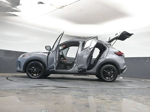 Used 2021 Nissan Kicks SR FWD image 45