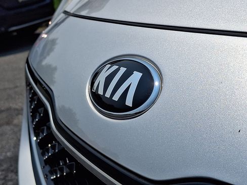 Used 2019 Kia Sportage LX AWD/4WD image 30