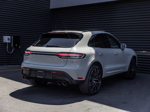 Certified 2026 Porsche Macan S AWD/4WD image 10