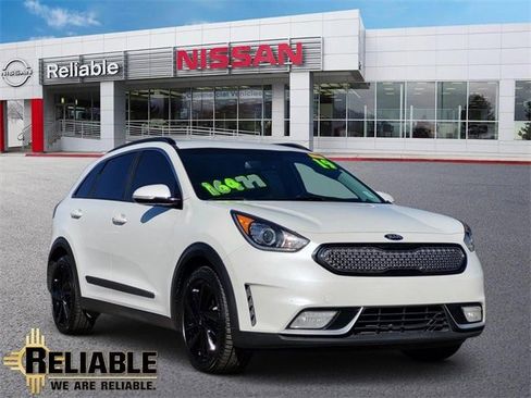 Used 2019 Kia Niro S Touring image 1