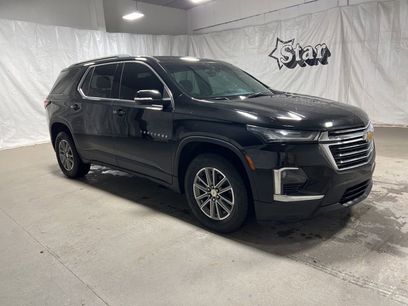 Used 2023 Chevrolet Traverse LT