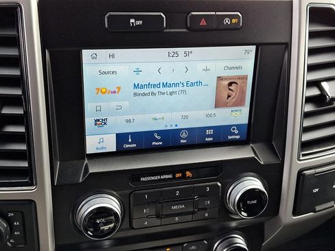 Used 2019 Ford F150 Lariat w/ Equipment Group 502A Luxury image 20