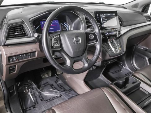Used 2019 Honda Odyssey EX-L image 4
