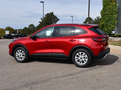 Used 2026 Ford Escape Active w/ Tech Pack #1 image 3