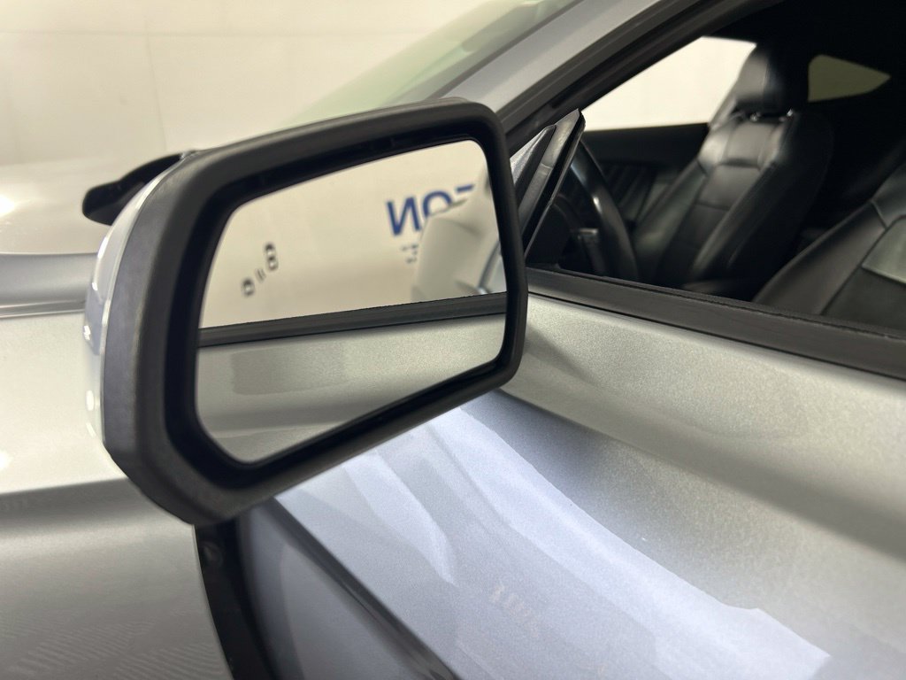 Used 2021 Ford Mustang Premium RWD image 9