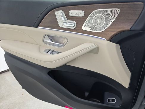 New 2026 Mercedes-Benz GLE 450 4MATIC image 17