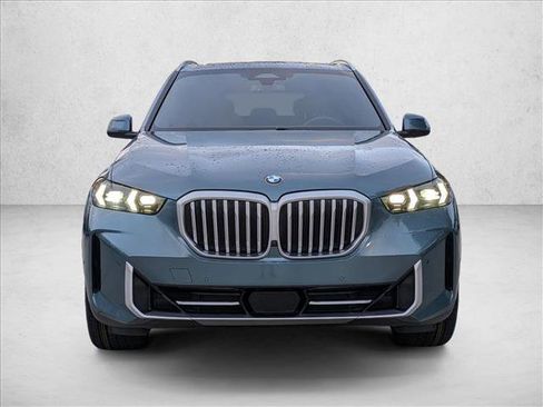 Used 2024 BMW X5 sDrive40i w/ Parking Assistance Package RWD image 2