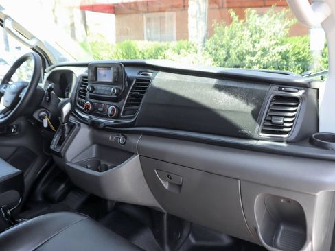 Used 2024 Ford Transit 250 Low Roof RWD image 33