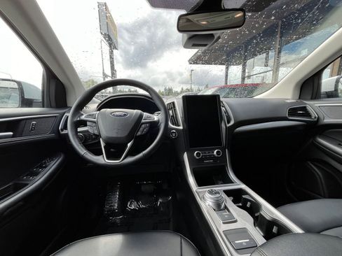 Used 2024 Ford Edge SEL image 33