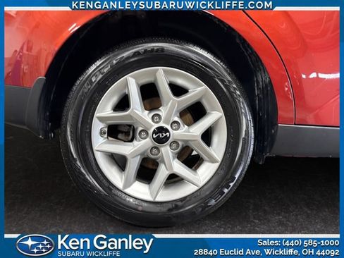 Used 2024 Kia Soul LX w/ Option Group 015 FWD image 24
