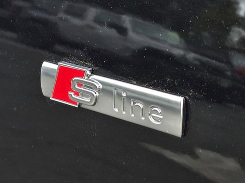 Used 2017 Audi A4 2.0T Premium Plus w/ Premium Plus Package image 9