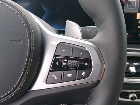 New 2026 BMW X6 xDrive40i w/ Executive Package image 24