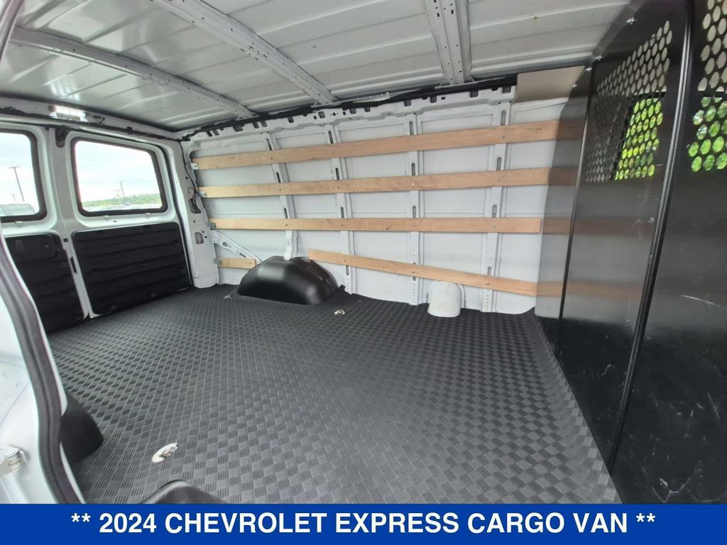 Used 2024 Chevrolet Express 2500 w/ Driver Convenience Package RWD image 23