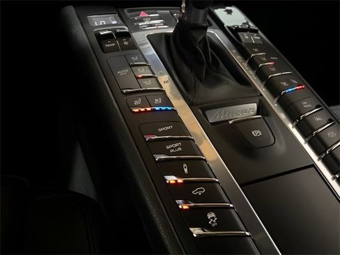 Used 2017 Porsche Macan GTS w/ Premium Package Plus image 46