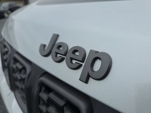 Used 2024 Jeep Compass Trailhawk w/ Trailhawk Elite Group AWD/4WD image 53