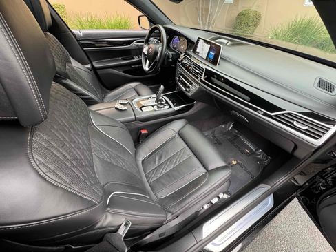 Used 2018 BMW ALPINA B7 xDrive image 44