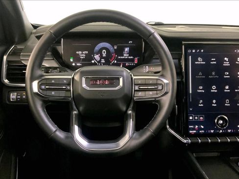 Used 2025 GMC Acadia Elevation FWD image 5
