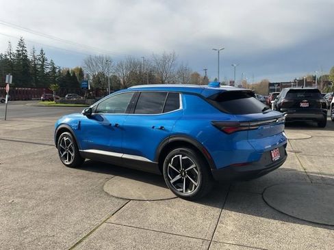 New 2026 Chevrolet Equinox EV LT image 5