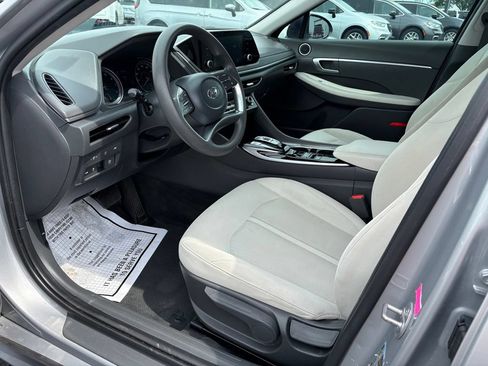 Used 2023 Hyundai Sonata SE FWD image 14