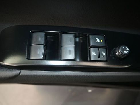 Used 2025 Toyota Camry LE w/ Convenience Package FWD image 11