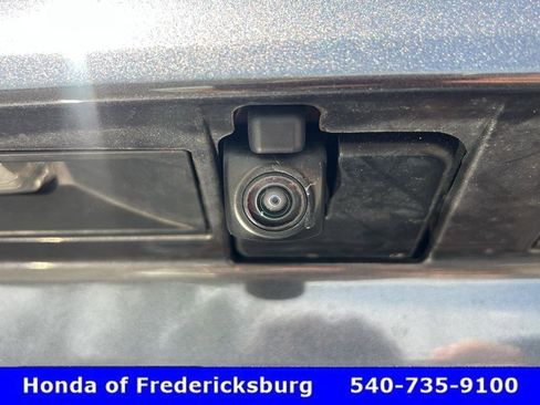 Used 2022 Toyota Highlander Platinum image 11