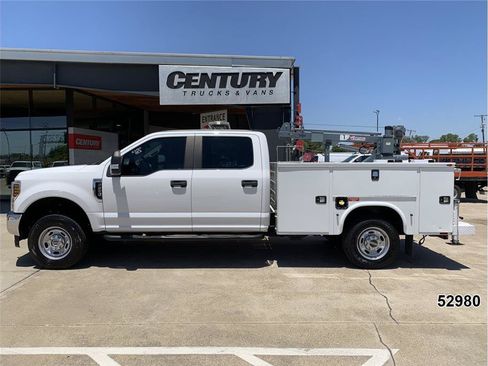 Used 2019 Ford F250 XL w/ Power Equipment Group AWD/4WD image 5