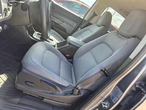 Used 2022 Chevrolet Colorado W/T w/ Custom Special Edition image 6