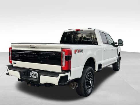 Used 2025 Ford F350 Platinum w/ FX4 Off-Road Package image 5