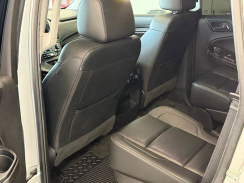 Used 2018 Chevrolet Tahoe LT image 11
