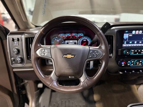 Used 2015 Chevrolet Silverado 2500 LT w/ LT Convenience Package image 15