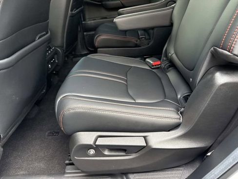 Certified 2025 Honda Pilot TrailSport image 15