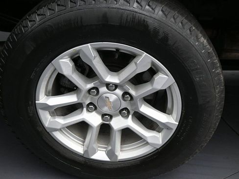 Used 2022 Chevrolet Silverado 1500 LT image 40